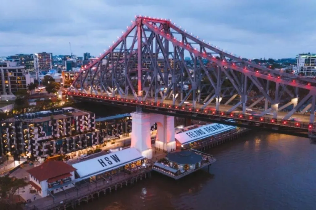Apartman Iconic Warehouse Apartment~Cbdedge~2Bed/2Bath/1Car Brisbane