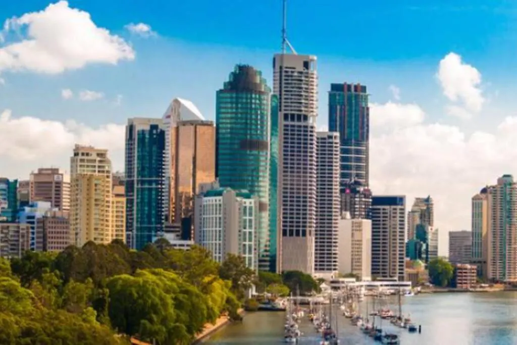 Iconic Warehouse Apartment~Cbdedge~2Bed/2Bath/1Car Brisbane 0*,  Ausztrália
